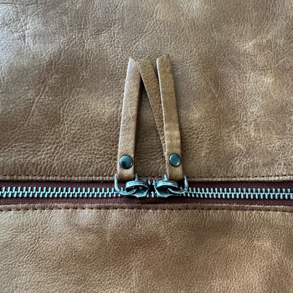 Vilenca Brown Leather Backpack - Picture 5 of 7